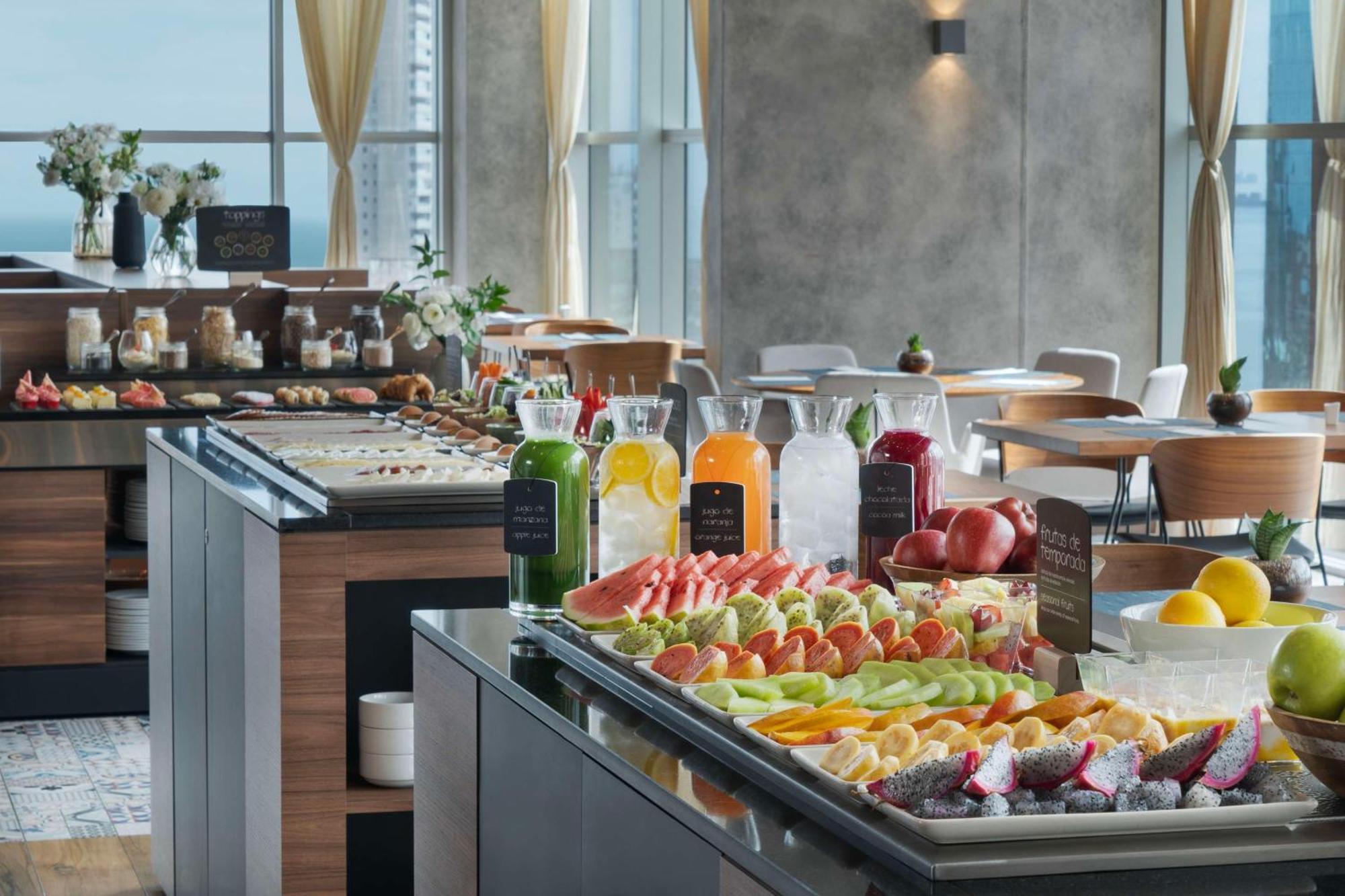 Nh Pacifico Hotel 4*